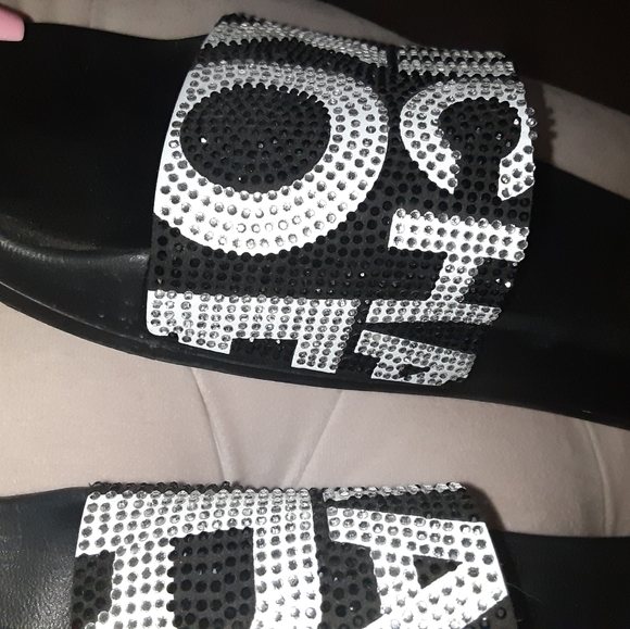 mk gilmore crystal embellished slide sandal - Picture 2 of 10